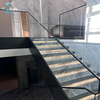 Rampe en verre avec cadre en alliage d'aluminium et panneaux en verre trempé pour escaliers de balcon
