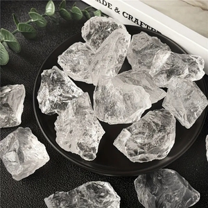 Vente en gros de cristal de quartz clair naturel brut, pierre précieuse, artisanat en cristal, pierre de cristal pour la guérison, cadeaux - Product Image 1