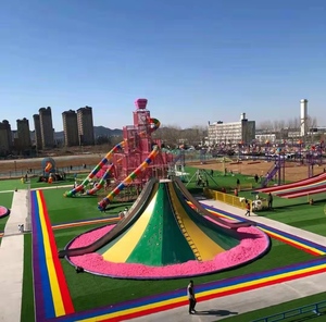 Aire de jeux volcanique immersive personnalisable en métal et PVC pour l'extérieur, toboggan sans moteur, fabricants directs pour écoles YUHualong - Product Image 2