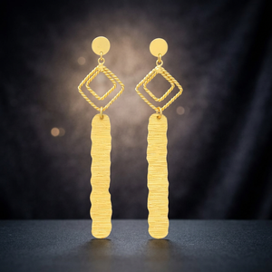 Boucles d'oreilles pendantes en laiton faites à la main avec pierres précieuses et alliage métallique, style ethnique pour les occasions festives - Product Image 2
