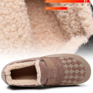 Stivali Invernali Retrò Foderati in Pile Caldi Stile Pechino Antico Suola Morbida Antifreddo Antiscivolo per Anziani e Mezza Età - Product Image 6