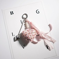 Porte-clés Cœur en Tissu Tweed à Carreaux avec Pendentif Ruban Perlé, Accessoire de Sac, Anneau de Clé, Cadeau Esthétique pour Femmes et Filles