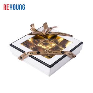 REYOUNG Luxury Chocolat Clear Window Chocolate Packing Box Chocolate Bon Bon Boxes