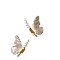 Lustre Papillon Artistique de Luxe à LED, Suspension Multi-têtes pour Escalier, Lampe de Plafond en Acrylique Doré pour Hôtel, Café, Magasin