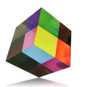 ลูกบาศก์คริสตัลสีผสมทรงสี่เหลี่ยมลูกบาศก์ปริซึมวิเศษทำจากอะคริลิก PMMA