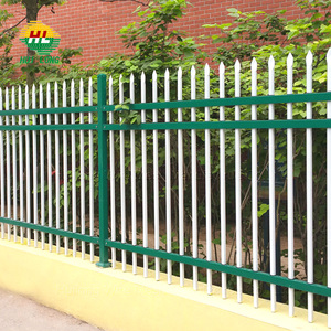 Clôture de sécurité de cour Tube carré en acier corten enduit de poudre noire E-Coating Tubulaire en <span class=keywords><strong>fer</strong></span> <span class=keywords><strong>forgé</strong></span> pour mur de délimitation - Product Image 4