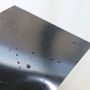 แผ่นใยสังเคราะห์ HDPE สีดำ/น้ำเงิน สำหรับบ่อเลี้ยงสัตว์น้ำ/บ่อเพาะเลี้ยงสัตว์น้ำ/บ่อเกษตรกรรม หนา 1 มม. ราคาโรงงานที่ดีที่สุด - Product Image 1