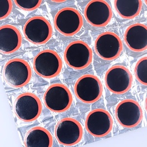 Kit de réparation de pneus de vélo 48 pièces, patchs de réparation de crevaison autocollants pour chambre à air de vélo - Product Image 2