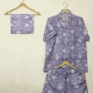 Conjunto de Pijama de Algodón con Estampado Floral, Estampado a Mano, Ropa de Dormir Corta para Verano, Conjunto de Pijama Suave, Camisa y Pantalón - Product Image 1