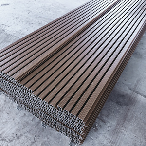 Panel de Pared de WPC de Madera de Arce, Impermeable, Antideslizante, Tablero de Pared de Madera Compuesta, Superficie con Aspecto de Madera, Fácil de Instalar, para Uso en Exteriores - Product Image 2