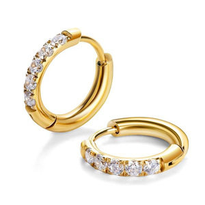 Pendientes Huggie con Incrustaciones de Diamantes en Oro, para Uso Diario - Product Image 1
