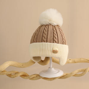 Chapeau d'hiver pour bébé de style coréen assorti aux couleurs, en laine <span class=keywords><strong>tricot</strong></span>ée, chaud, avec un pompon en fourrure, chapeau pour enfants - Product Image 6