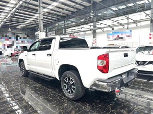 Toyota Tundra 5.7L <span class=keywords><strong>d</strong></span>'<span class=keywords><strong>occasion</strong></span> 2011, édition standard, boîte automatique, pick-up, moteur V8, conduite à gauche, haute capacité <span class=keywords><strong>de</strong></span> remorquage, camion <span class=keywords><strong>de</strong></span> travail fiable - Product Image 4