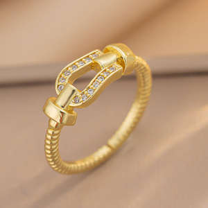 Anillo de cobre dorado mate estilo minimalista metropolitano de edición alta con hebilla de herradura y acabado de alambre, elegante y a la moda. - Product Image 2