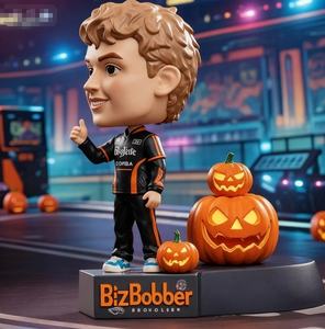 カスタムeスポーツゲーマー樹脂製ボブルヘッド、手描き漫画風首振り人形、デスクデコレーション用 - Product Image 3