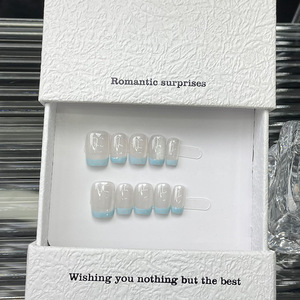 Ongles artificiels courts carrés œil de chat de haute qualité personnalisés, avec paillettes, réutilisables, couvrance totale, faits à la main, style français, à presser - Product Image 4