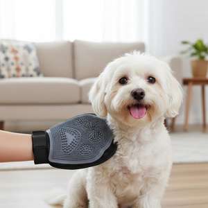 Guanto per toelettatura animali Yommy 2 in 1 reversibile per spazzolare, massaggiare e rimuovere il pelo - Product Image 4