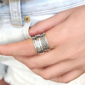 A055 Anello in Argento con Motivo Floreale Stile Bohémien, Gioiello Unisex alla Moda, Regalo Senza Incastonature di Pietre - Product Image 3