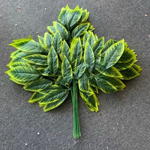 ใบไม้ประดิษฐ์สีเขียวใบใหญ่ใบมะม่วง12ใบสีเขียวประดิษฐ์สำหรับการจัดดอกไม้ในงานแต่งงาน - Product Image 1