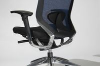 Chaise de bureau exécutive moderne et confortable en maille BIFMA, design ergonomique fonctionnel réglable, fabriquée en maille durable