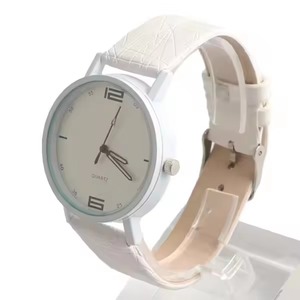 Relojes <span class=keywords><strong>de</strong></span> Mujer <span class=keywords><strong>de</strong></span> Estilo Simple OEM 2026, Precio <span class=keywords><strong>de</strong></span> Fábrica al por Mayor, Relojes Blancos <span class=keywords><strong>de</strong></span> Moda en Oferta - Product Image 2