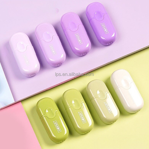 Ensemble de rubans correcteurs <span class=keywords><strong>d</strong></span>égradés Kawaii (lot de 4) - Rubans correcteurs <span class=keywords><strong>d</strong></span>égradés colorés et vibrants, mini format avec cartes blister - Product Image 1