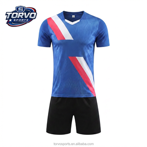 Camiseta de Fútbol Personalizada al por Mayor para Hombre, Transpirable, de Secado Rápido, 100% Poliéster, Cuello en V, Manga Corta, Antibacteriana y Elástica - Product Image 1