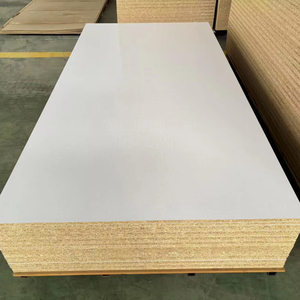 Bán buôn giá rẻ 18mm Laminate tấm ván thông lõi ván dăm melamine mặt flakeboard cho đồ nội thất và trang trí - Product Image 1