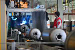 Calentador de Agua <span class=keywords><strong>Solar</strong></span> de 60L/80L/100L con Tanque de Esmalte, Doble Potencia, Sin Inversor, Logotipo Personalizado/Enchufe <span class=keywords><strong>Universal</strong></span> EU/US - Product Image 4