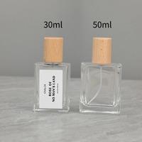 Botol Parfum Isi Ulang 50ML Portabel, Botol Semprot Kaca Kotak 30ml, Botol Kosong Pengganti dengan Tutup Kayu Walnut