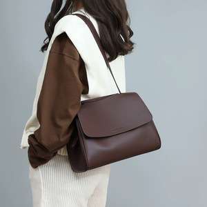 2025 nuevo modelo de bolso cruzado de gama alta para mujer, cuero de vaca genuino, Correa única, elegante, de poliéster de gran capacidad para invierno - Product Image 6