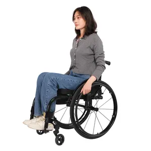 全地形対応手動車椅子障害者用軽量折りたたみホイール24インチ4インチ100 KG