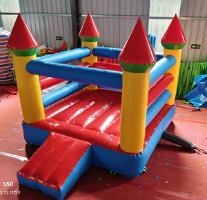 Un Pequeño Castillo Inflable Hecho de Material de PVC, Resistente y Duradero, Que Se Puede Alquilar para Generar Ingresos - Product Image 5