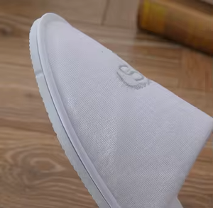 Großhandel gut aussehende erwachsene Kinder Größen rutsch feste anti statische Einweg weiße Airline Hotel Slipper - Product Image 5