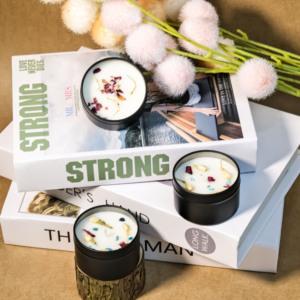 Nuova Candela Ecologica in Cera di <span class=keywords><strong>Soia</strong></span> in Barattolo di Latta Nero a Lunga Durata 6x4 cm Regalo Festivo per Fidanzata Halloween Pasqua - Product Image 2