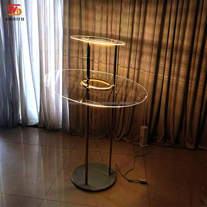 Exhibidores de Mesa con Base Plateada y Paneles Redondos Acrílicos Altos con Diseño de OVNI, Estilo Moderno - Product Image 4