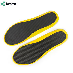 Semelles intérieures de haute qualité personnalisées en fibre de carbone premium avec soutien de la voûte plantaire pour soulager la <span class=keywords><strong>douleur</strong></span> au pied, idéales pour le basketball et le lacrosse - Matériau PU - Product Image 2