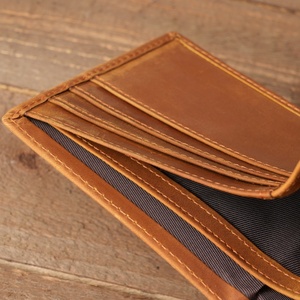Customized Vintage Style Men's Genuine Leather <b>RFID</b> <b>Blocking</b> Short Open Closure Customized Laser Logo Sports <b>Wallet</b> - Product Image 5
