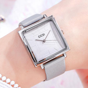 Montre pour femme à surface ciel étoilé imperméable à l'eau, or rose, chiffres romains vintage, vente en gros - Product Image 5