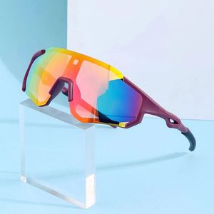 Lunettes de ski et de cyclisme de haute qualité 2022, verres miroir colorés, lunettes de soleil sport à lentille unique pour unisexe - Product Image 1