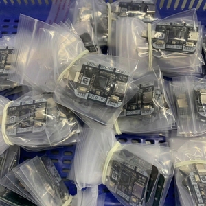Nouvelle carte de développement de microcontrôleur B4 Pico/RP2350 DFU Plug and Play basée sur la technologie <span class=keywords><strong>iPhone</strong></span>/outil de réparation en mode Purple - Product Image 6