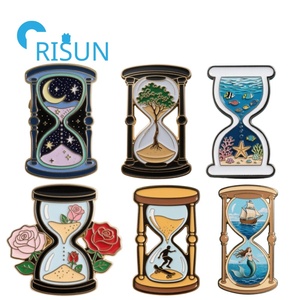 Usine Unique Sandy Clock Sandtimer Quicksand Time Turner Émail Épinglette Broche Bijoux Personnalisé Dessin Animé Sablier Pin Badge - Product Image 1