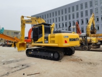 Excavatrice Komatsu d'occasion 90% neuve, 22 tonnes, provenance Japon, modèle PC220-8, à vendre