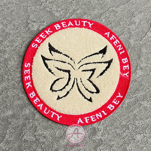 Mát quần áo phụ kiện lớn hình đen đỏ phong cách Chenille nhãn tùy chỉnh thêu in thiết kế - Product Image 4