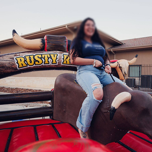 Juego de toro inflable para adultos Country Western Mechanical Rodeo Ride Riding - Product Image 2