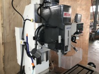 Machine de fraisage et de perçage multifonctionnelle Chine XZ5150 avec alimentation automatique du broche et levage motorisé de la tête pour atelier métallique