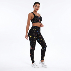 Leggings de sport personnalisés pour femmes, taille haute, effet ventre plat, froncé aux fesses, séchage rapide, en Spandex/Polyester, pour l'entraînement - Product Image 1