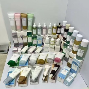 Kit da Viaggio Centella All-in-One: <span class=keywords><strong>Tonico</strong></span>, Ampoule, <span class=keywords><strong>Crema</strong></span> Lenitiva, Olio <span class=keywords><strong>Detergente</strong></span>, Maschera Viso, <span class=keywords><strong>Crema</strong></span> Solare - Product Image 2