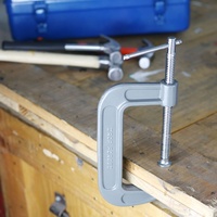 Pince G C robuste de style américain entièrement forgée pour le travail du bois