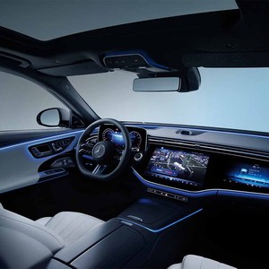 Voiture de luxe fabriqué<span class=keywords><strong>e</strong></span> en Chine de haute qualité Mecedes <span class=keywords><strong>Classe</strong></span> <span class=keywords><strong>E</strong></span> Véhicule PHEV New Energy confortable à grand espace - Product Image 2